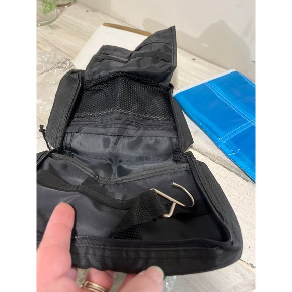 Assorted gifts - Picture 13 of 14